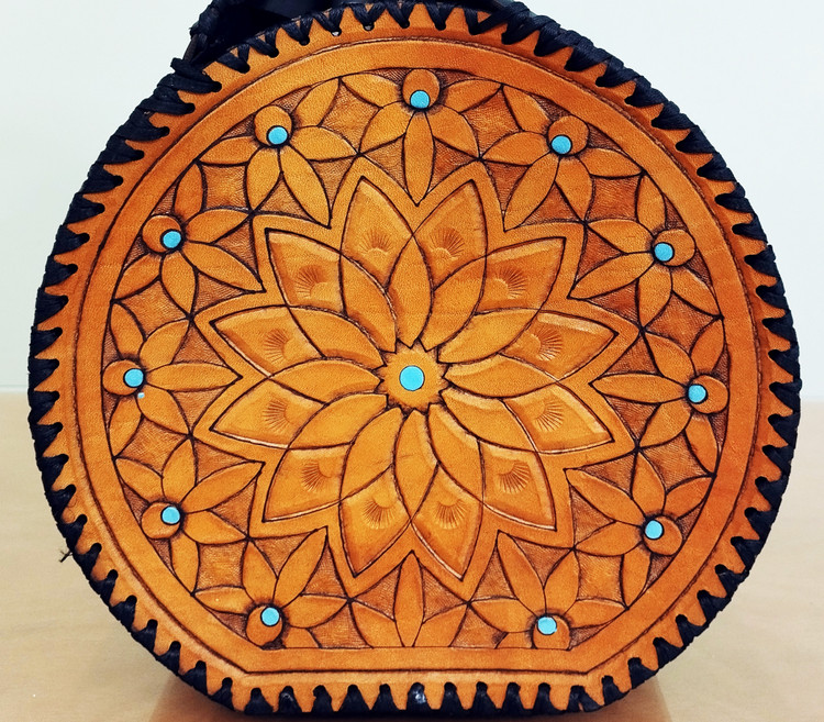 کیف مجلسی زنانه مدل خورشيدچرم طبیعی گاوی حکاکی شده